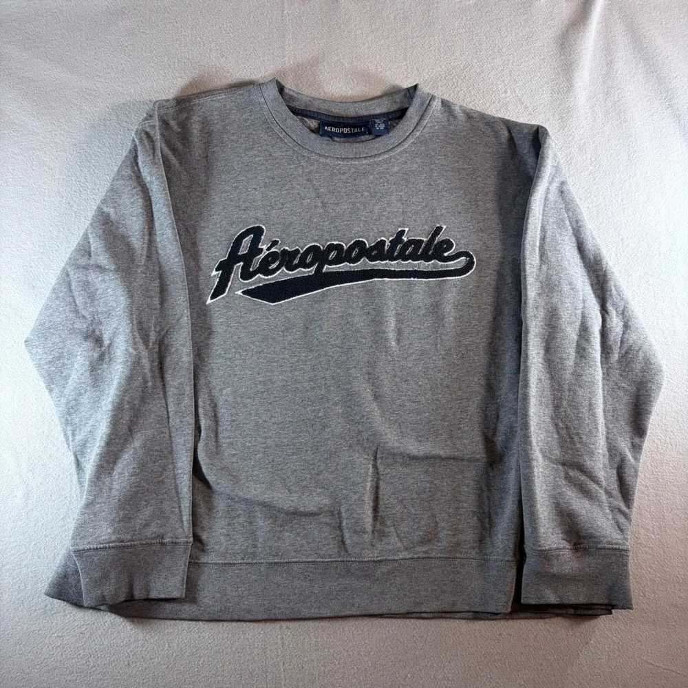 Aeropostale Mens XL Gray Chenille Script Logo Crewneck Sweatshirt Pullover